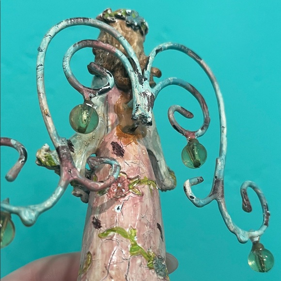 Floral Angel Figurine - Picture 3 of 5